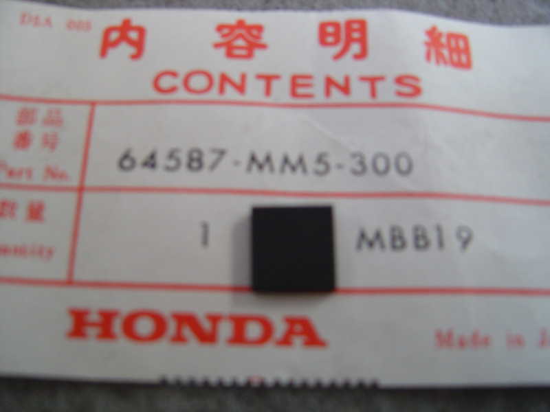 Caoutchouc montage carénage Honda CBR1000F 88 - 64587MM5300