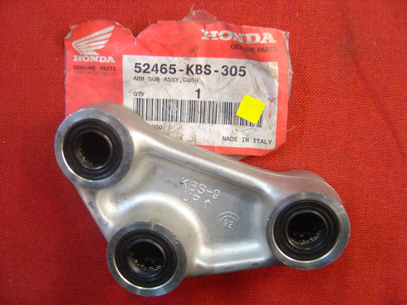 Bras de suspension Honda NSR125R complet roulements joints spi