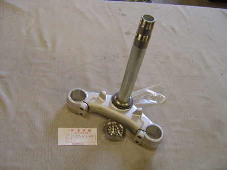 Té de fourche inférieur Honda NSR125 97/01 - Réf. 53219KBSW00