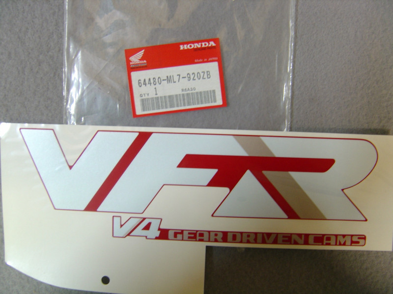 Décor autocollant gauche Honda VFR750FJ 88 FK 89 – Réf. 64480-ML7-920ZB