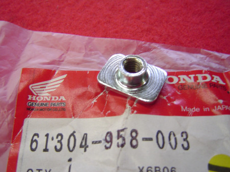 Écrou Spécial Honda – Réf. 90304-958-003