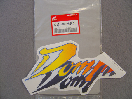 Autocollant réservoir droit Honda NX650N 1992 – Réf. 87111MY2620ZC