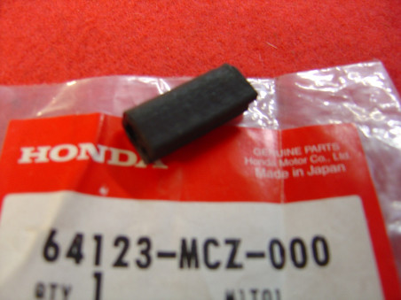 Caoutchouc cache latéral Honda CB900F 64123MCZ000