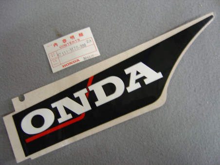 Autocollant avant droit CBX750FE 84 Honda – Réf. 87111MJ0300ZA