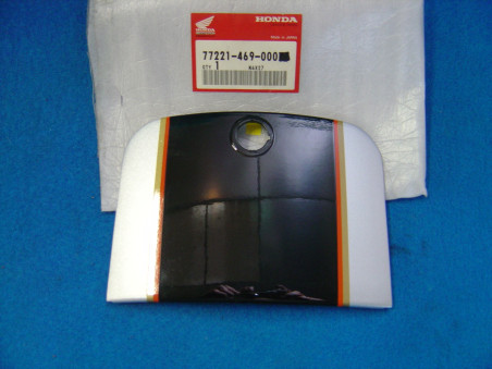 Cache Dosseret Selle Honda VBX A 1980 – Réf. 77221469000