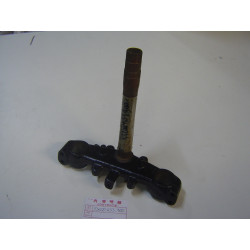Té inférieur de fourche Honda MTX125RG/RH/R2H - 53200KS3900
