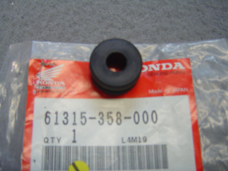 Caoutchouc Silentbloc Honda – Référence 61315358000
