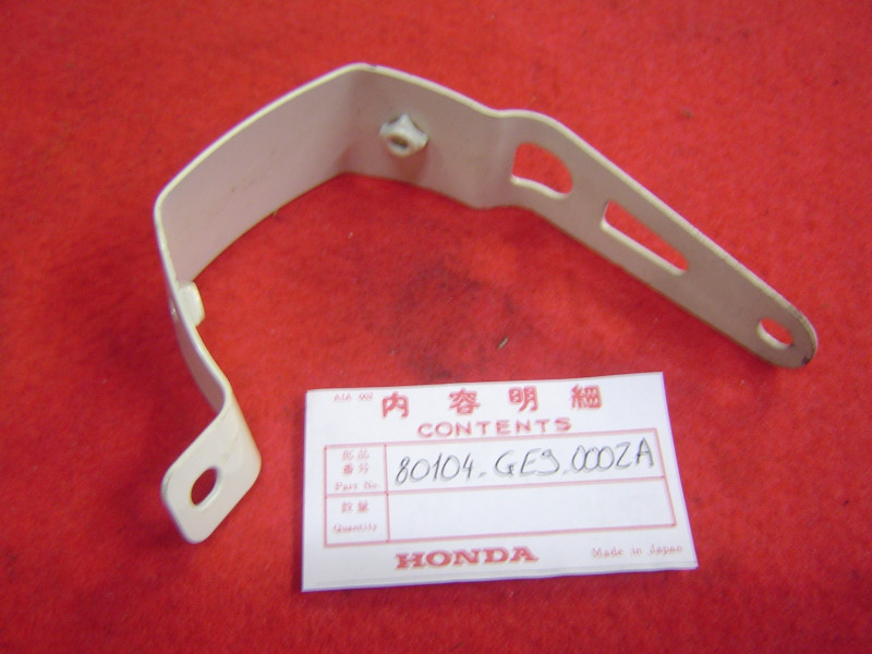 Support Garde Boue Arrière Honda PXL50S | Réf. 80104GE9000ZA