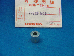 Entretoise selle et phare Honda – Réf. 77219GJ2000