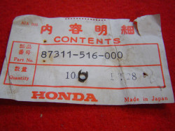 Clips de logo réservoir CB450 CB750 K/K6 F HONDA 87311-516-000  87311-634-600