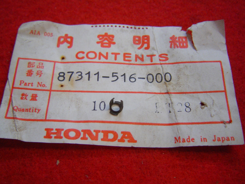 Clips de logo réservoir CB450 CB750 K/K6 F HONDA 87311-516-000  87311-634-600