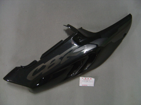 Cache latéral droit Honda 900 CBR 1997 – Réf. 83600MAS750ZB