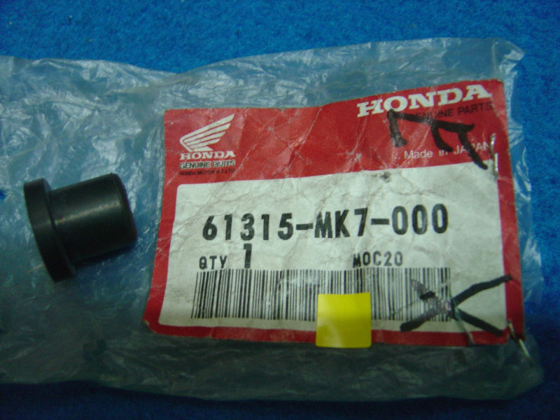 Silent Bloc Montage Phare Honda – Réf. 61315MK7000