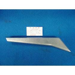 Côté droit porte-paquet Honda CH125E 1984 – Réf. 81201KJ9000