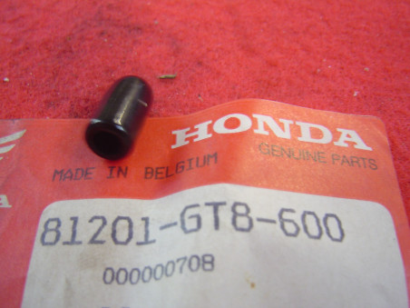 Chapeau caoutchouc crochet AR cache Honda PK50 90-94