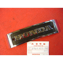 Emblème té de fourche inférieur Honda CB – Réf. 61401425730OCC