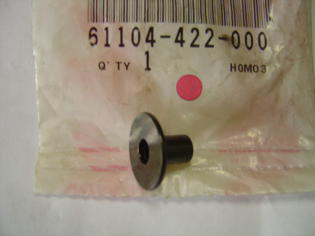 Bague épaulée Honda 61104-422-000 – CX650E CBX1000 NSR125