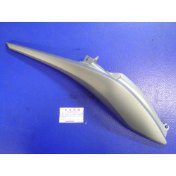cache latéral droit de CB600F 07-08 code couleur y171m