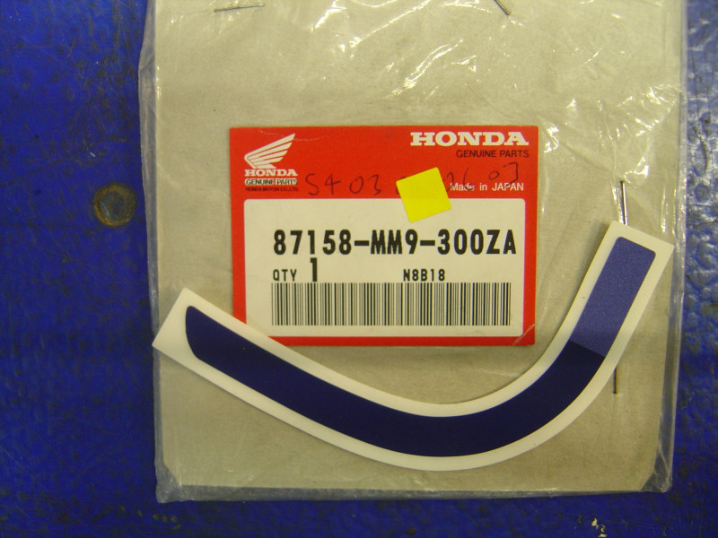 Décor réservoir type 1 Honda XL600VJ 88 – Réf. 87158MM9300ZA