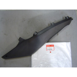 Cache latéral droit plancher Honda NC700 NC750 – Réf. 64420MGSD70