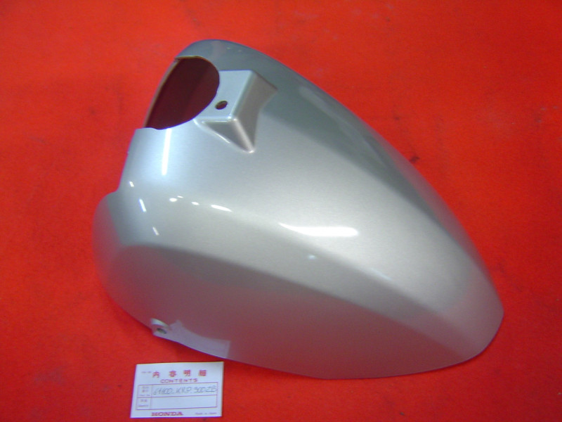 Garde-boue avant Honda SCV100 Lead 03/06 NH411M - Réf. 61100KRP900ZB