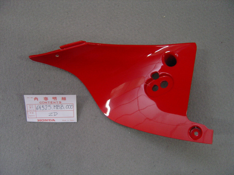 Garniture côté droit Honda VTR1000F R157 - Réf. 64325MBB000ZD