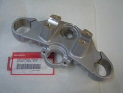 Té de fourche supérieur pour modèles CB600F 2003/2004