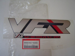 Décor autocollant de flanc de carénage D de VFR750 88-89 plus livrable réseau