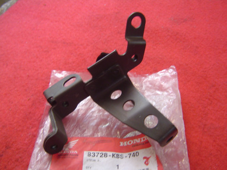 Patte fixation conduit air gauche Honda NSR125 - 83728KBS740