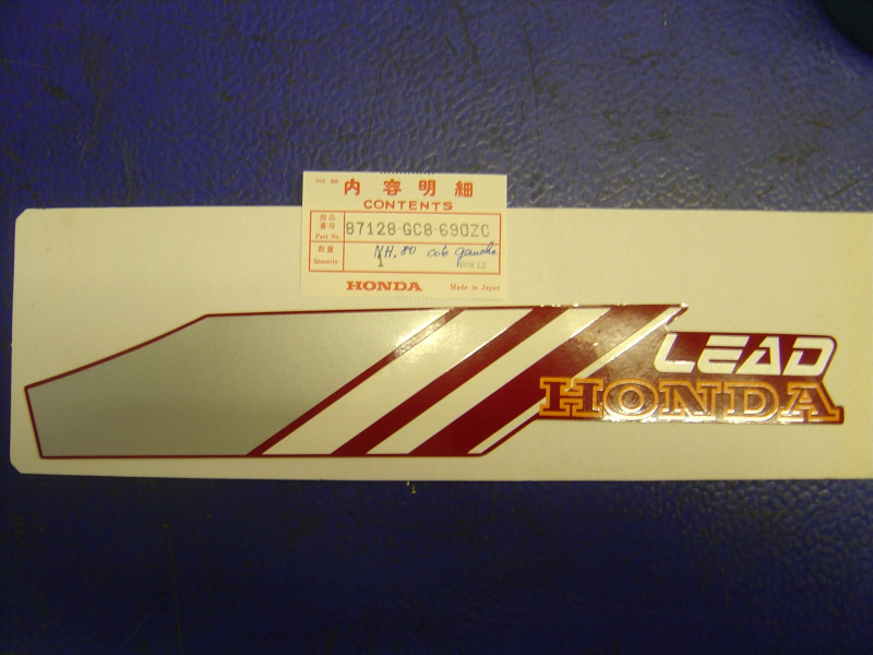 Décor autocollant cache gauche Honda NH80 type3 - 87128GC8690ZC