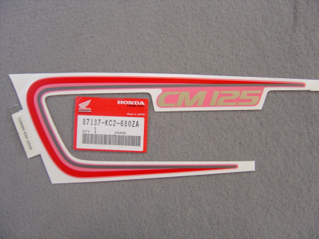 Autocollant couvercle latéral gauche Honda CM125 R107
