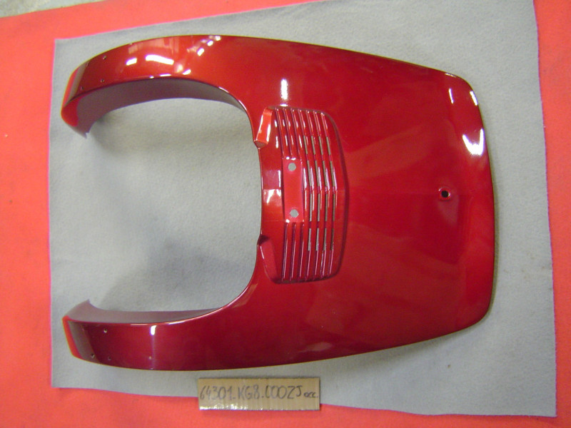 Carénage face avant Honda NH125 1986 couleur R-132C occasion