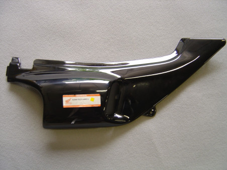 Cache latéral droit Honda NX650S 94-95 | Réf. 83500MAN600ZA