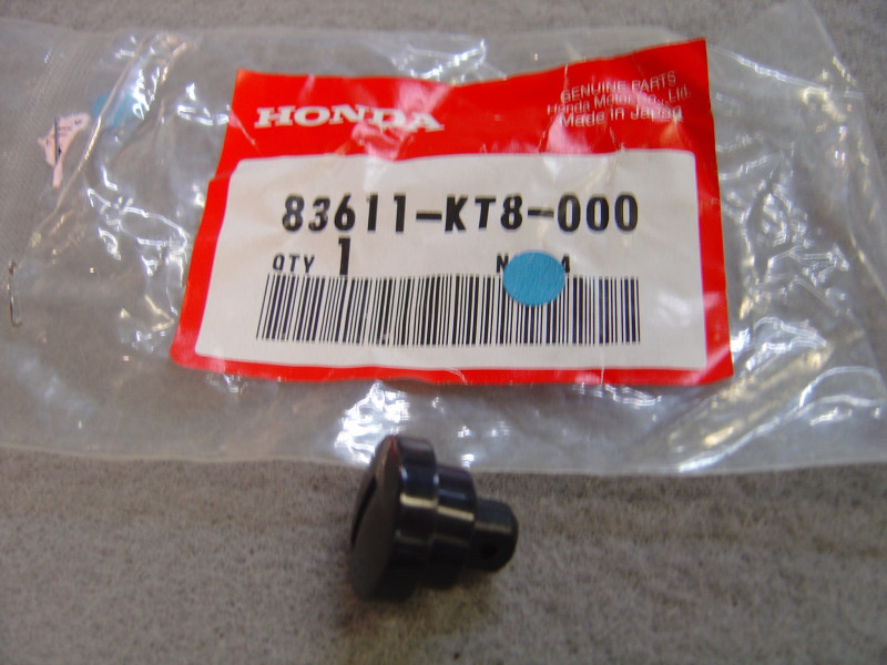Verrou Couvercle Latéral Honda CBR600F 87-90 | 83611-KT8-000
