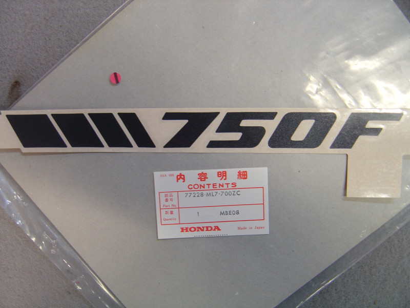 Décor Autocollant RR Honda VFR750FH 87 – Réf. 77228ML7700ZC