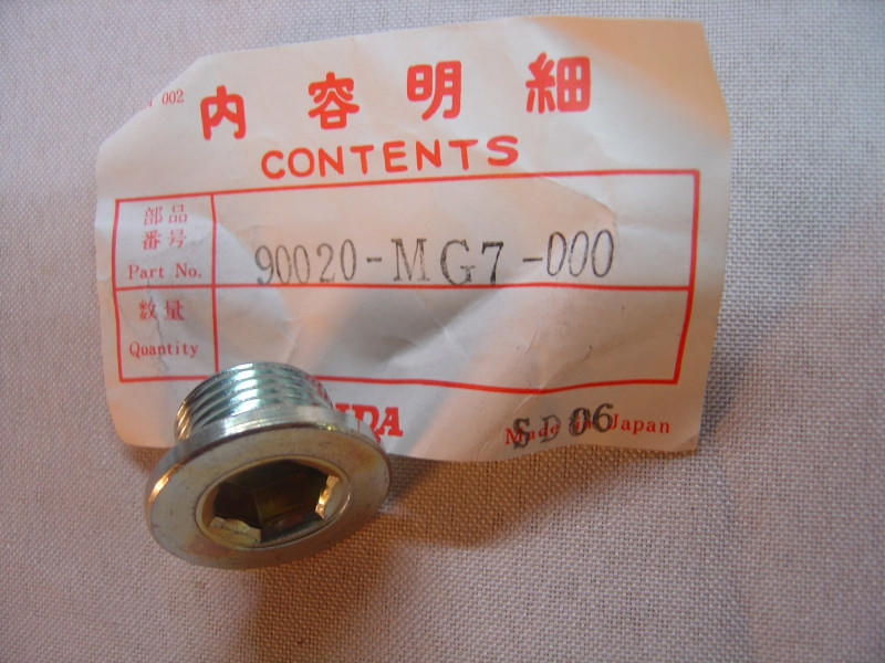 Bouchon vidange acier Honda VT1100C XLV750 - 90020MG7000