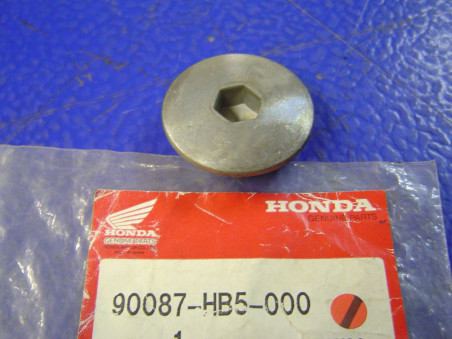 Vis trappe de visite Honda 30mm – Réf. 90087HB5000