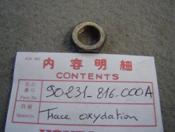 Ecrou de 14mm (pas fin) d'embrayage de PF50 pièce neuve mais avec trace d'oxyd
