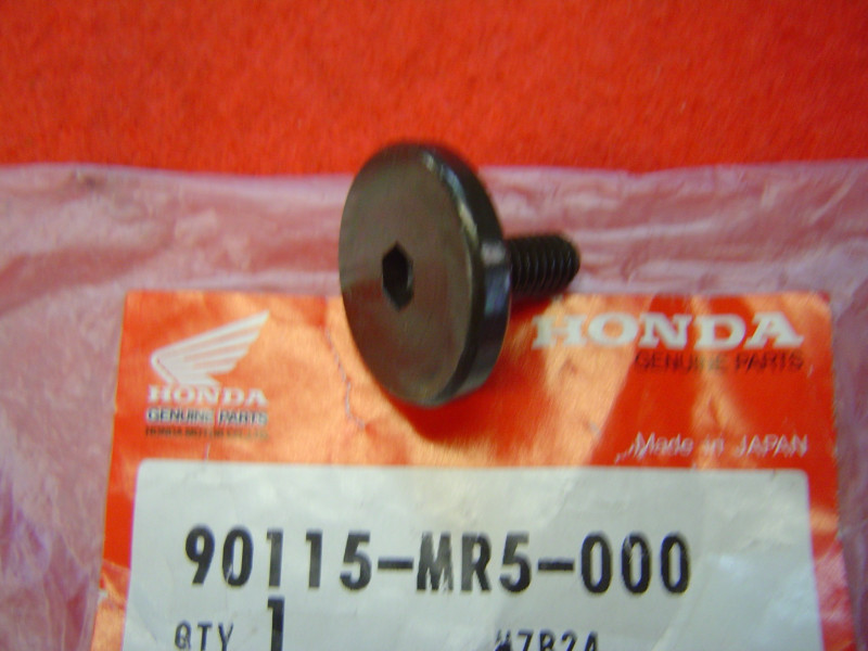 Vis Tope Case Tête Large CHc Noire M6x12 Honda 90115MR5000