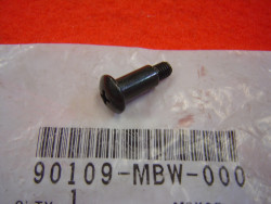 Vis cruciforme épaulée M5 de bulle carénage de CBR600 99/00 HONDA 90109-MBW-000