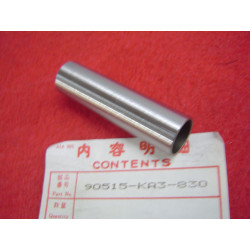 Entretoise Carter Moteur Honda CR125 CR250 85 | 90515KA3830