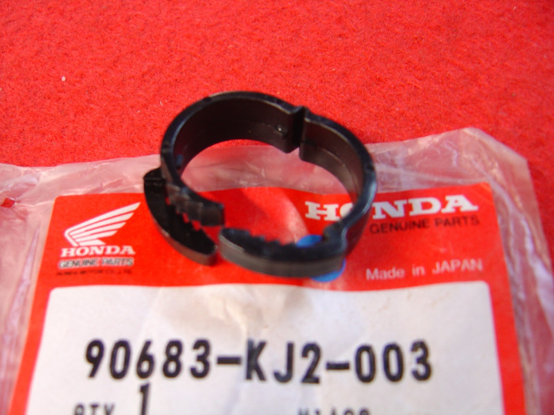 Agrafe Faisceau Électrique Honda – Réf. 90683KJ2003