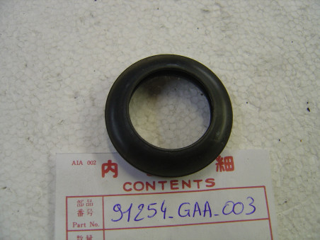 Cache Poussières Honda 91254GAA003 – Protection Mécanique