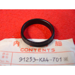 Cache Poussière Axe Bras Oscillant Honda 91253-KA4-701