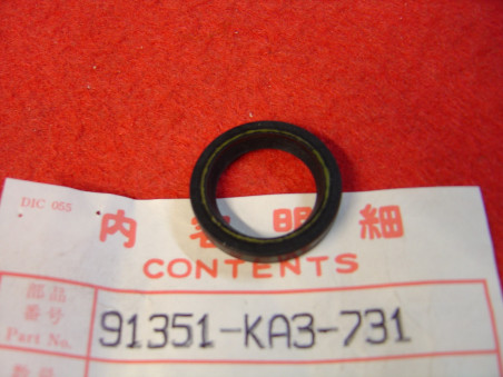 Cache poussière biellette suspension AR Honda CR XR - 91351-KA3-731
