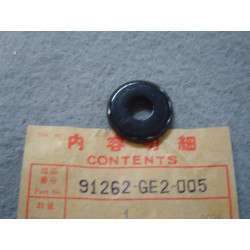 Cache poussière pivot bras oscillant Honda 91262GE2005