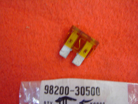 Fusible lame 5A Honda CH125 Spacy CN250 Spazio - Réf 9820030500