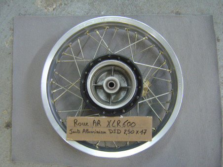Roue arrière jante alu DID 2.50x17 Honda XLR600 neuve