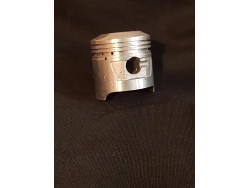 Piston cote standard neuf (D 47mm) avec defaut de stockage (oxydation) pour mo