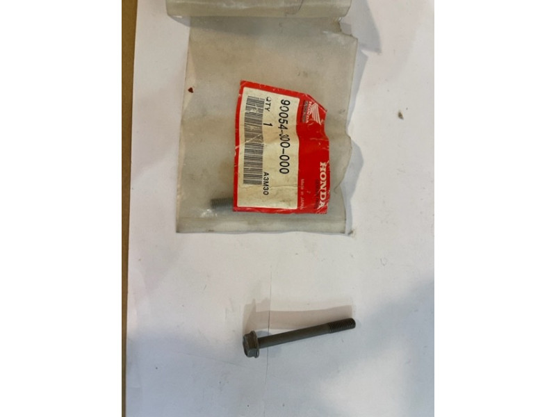 Vis M6x58 des paliers d'arbre à cames, de CB750 K2 à F2